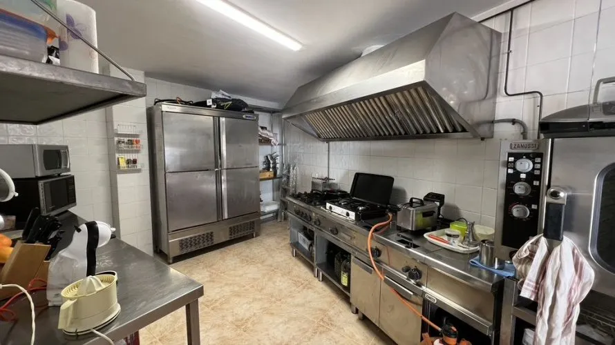 Propiedad comercial de 1200m² en Altea, España No. 1786 № 16