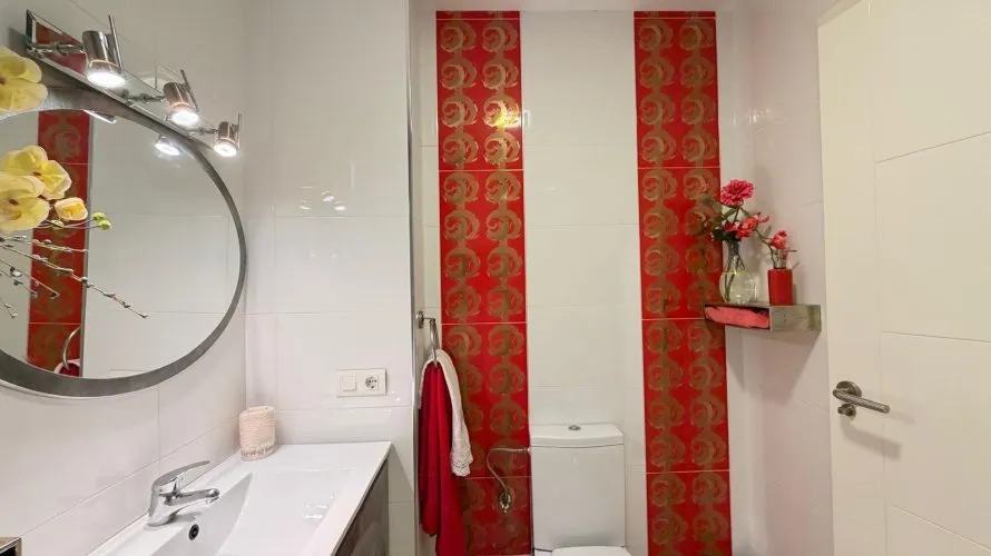 Apartamento de 2 dormitorios en Torrevieja, España No. 1844 № 20