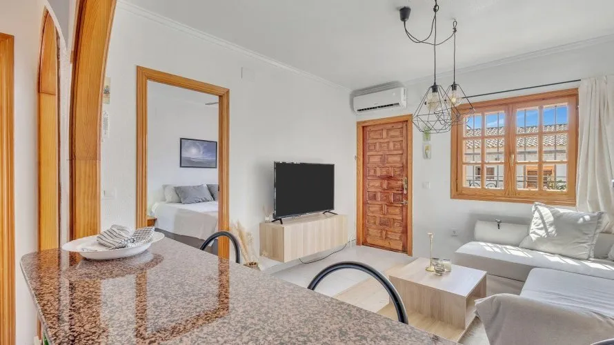 Apartamento de 55m² en Torrevieja, España No. 1873 № 10