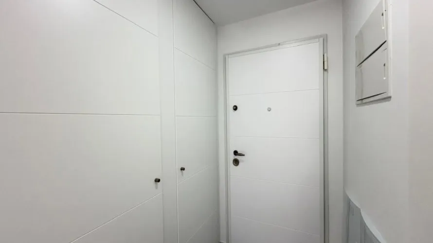 Apartamento de 3 dormitorios en Torrevieja, España No. 1908 № 27