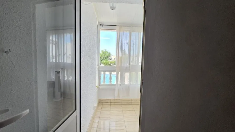 Bungalow de 1 dormitorio en Torrevieja, España No. 1969 № 9
