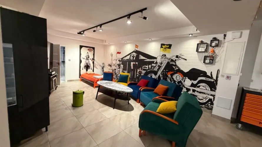 Propiedad comercial de 100m² en Torrevieja, España No. 1986 № 25