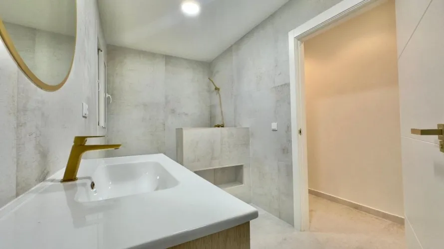 Apartamento de 150m² en Torrevieja, España No. 1955 № 10