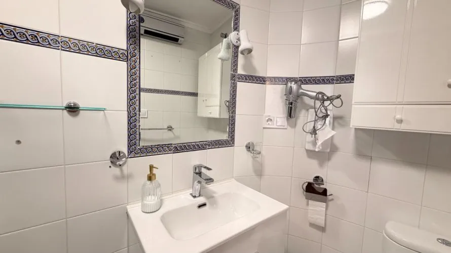 Apartamento de 1 dormitorio en Torrevieja, España No. 1977 № 9