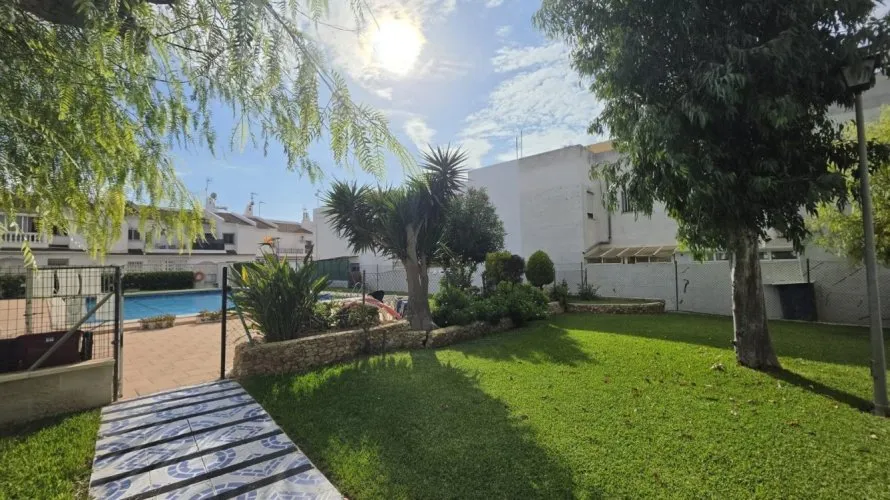 Bungalow de 1 dormitorio en Torrevieja, España No. 1969 № 2
