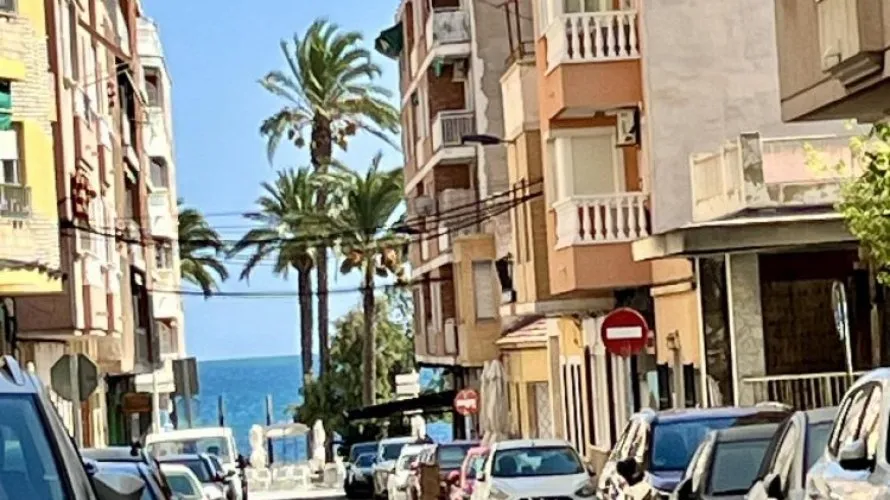 Apartamento de 3 dormitorios en Torrevieja, España No. 1939 № 28