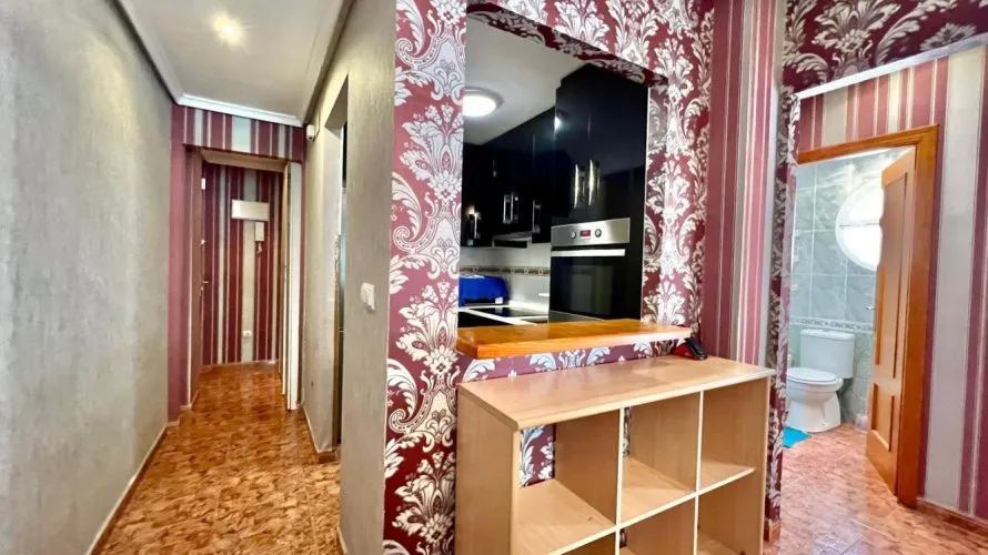 Apartamento de 1 dormitorio en Torrevieja, España No. 1937 № 10