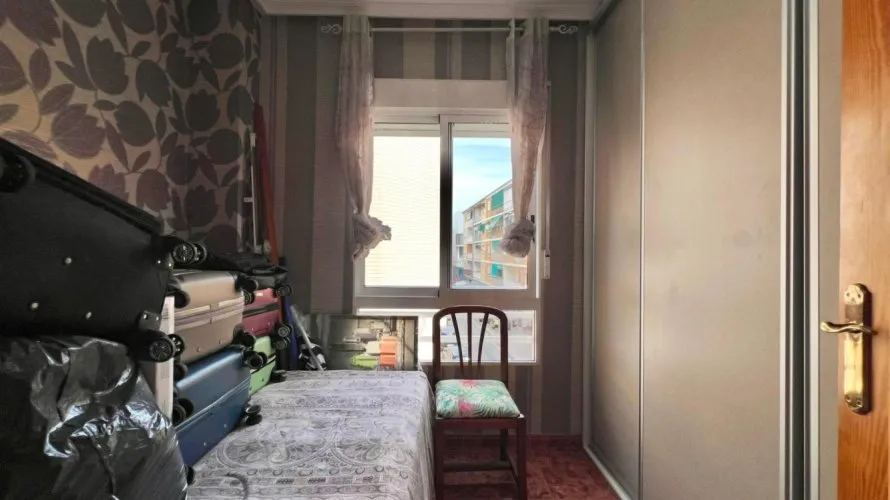 Apartamento de 1 dormitorio en Torrevieja, España No. 1937 № 13