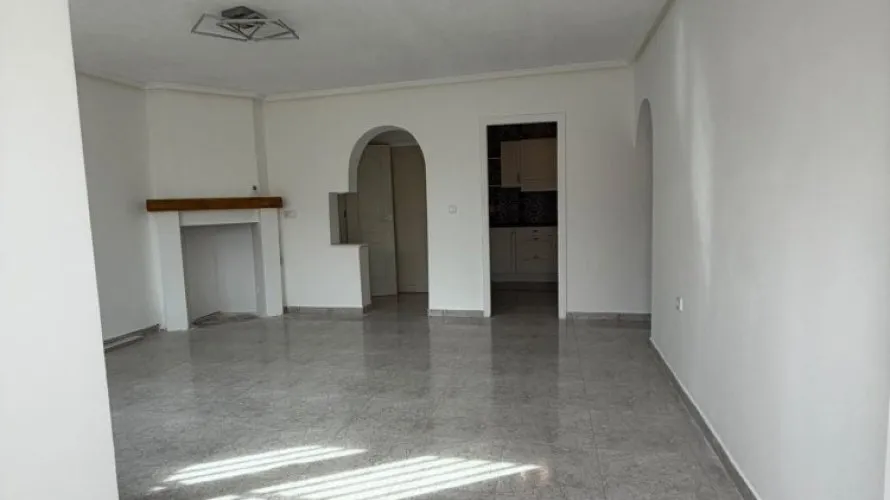 Bungalow de 1 dormitorio en Torrevieja, España No. 1975 № 17