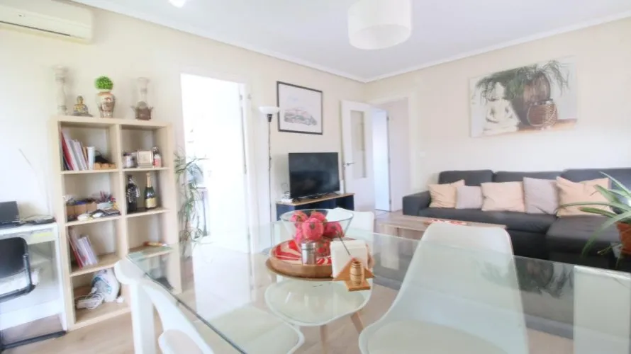Apartamento de 3 dormitorios en Alicante, España No. 1979 № 20