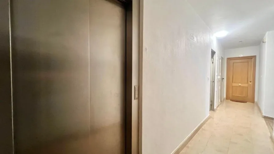Apartamento de 2 dormitorios en Torrevieja, España No. 1965 № 25