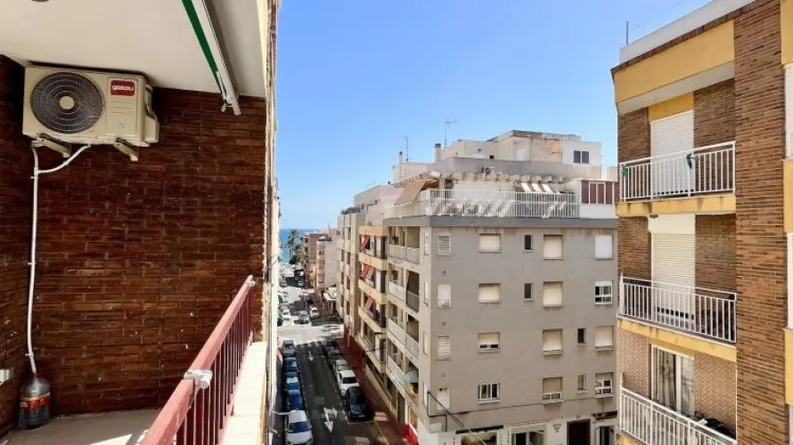 Apartamento de 3 dormitorios en Torrevieja, España No. 1939 № 6