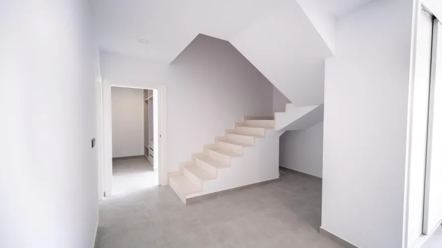 Villa de 3 chambres à Torrevieja, Espagne No. 297 № 8