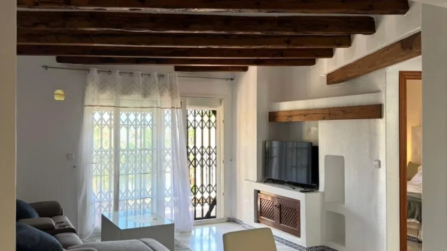 Apartment de 2 chambres à Torrevieja, Espagne No. 671 № 11