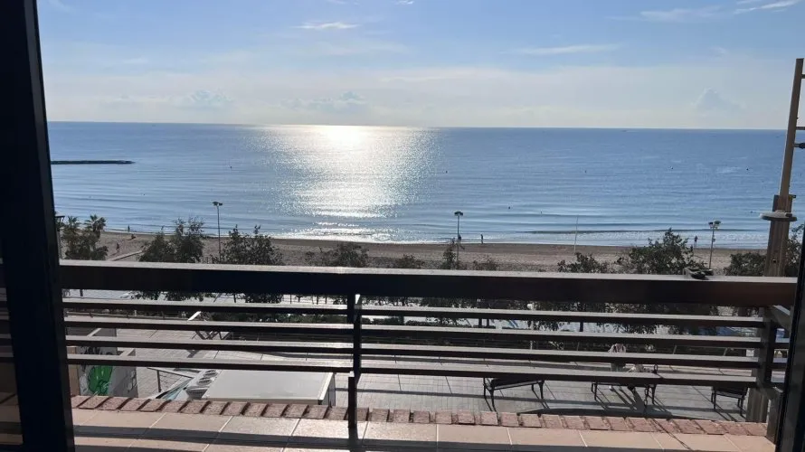 Apartment de 1 chambre à Alicante, Espagne No. 618 № 3