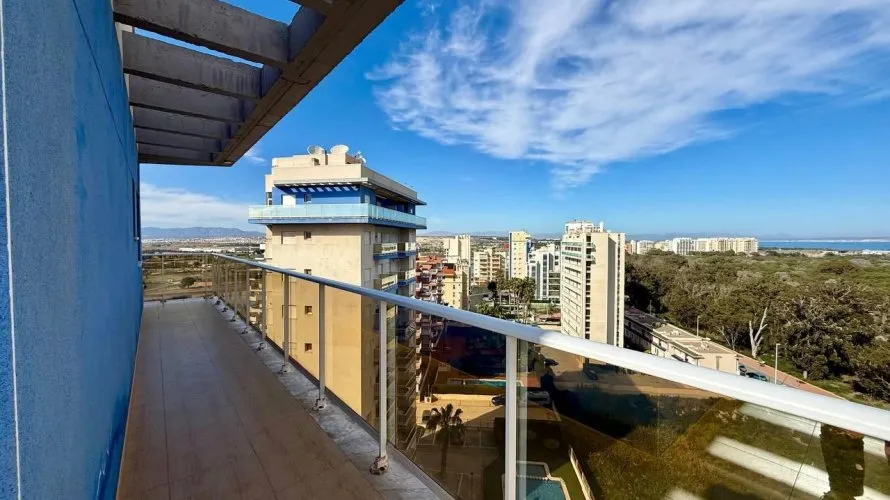 Apartment de 3 chambres à Guardamar del Segura, Espagne No. 682 № 4