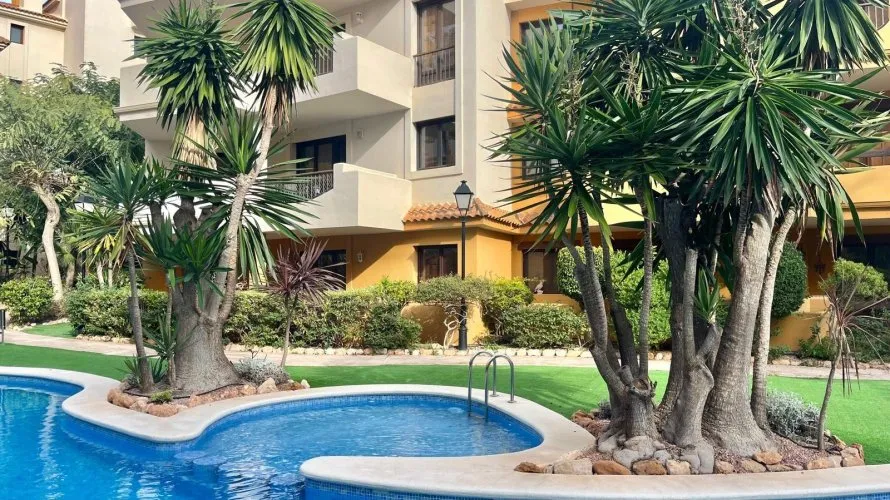 Bungalow de 2 chambres à Torrevieja, Espagne No. 661 № 3
