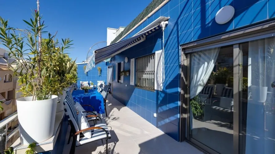 Penthouse de 3 chambres à Torrevieja, Espagne No. 685 № 1