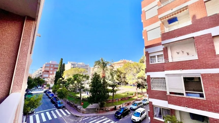 Apartment de 2 chambres à Torrevieja, Espagne No. 798 № 24