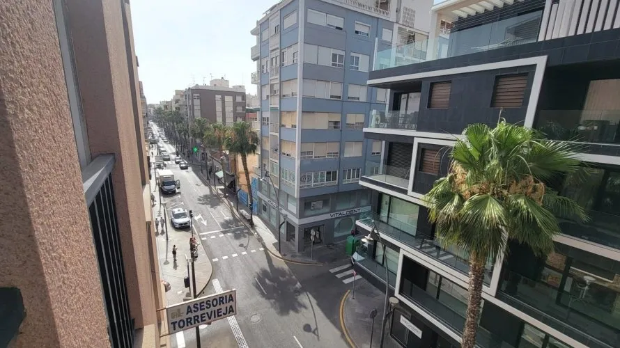 Apartment de 1 chambre à Torrevieja, Espagne No. 708 № 8
