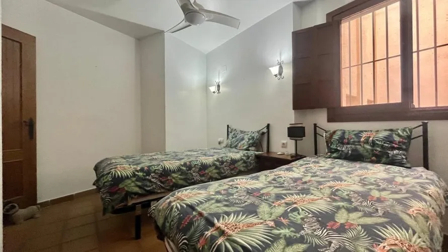 Bungalow de 2 chambres à Torrevieja, Espagne No. 661 № 26