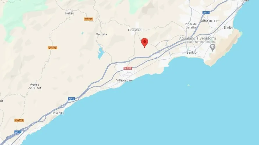 Villa de 4 chambres à Finestrat, Espagne No. 390 № 19