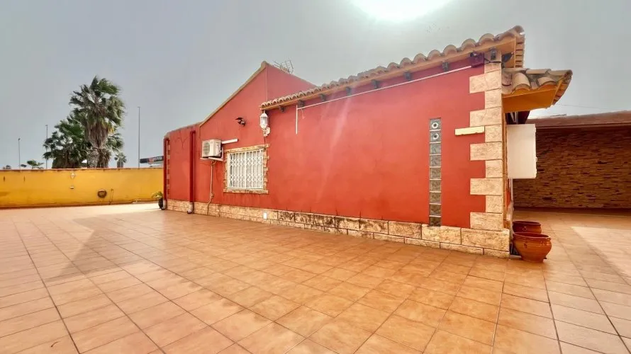 Apartment de 2 chambres à Torrevieja, Espagne No. 723