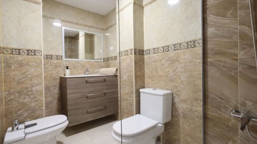 Apartment de 3 chambres à Torrevieja, Espagne No. 425 № 17