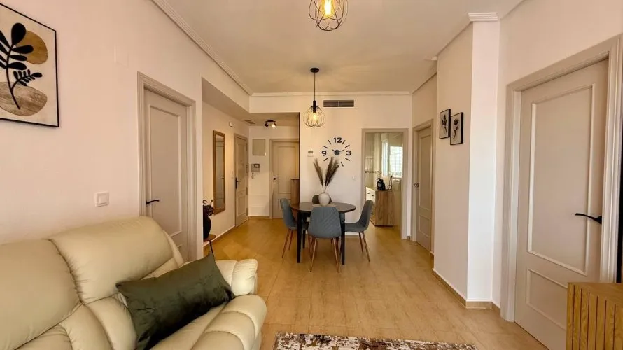 Apartment de 3 chambres à Guardamar del Segura, Espagne No. 682 № 3
