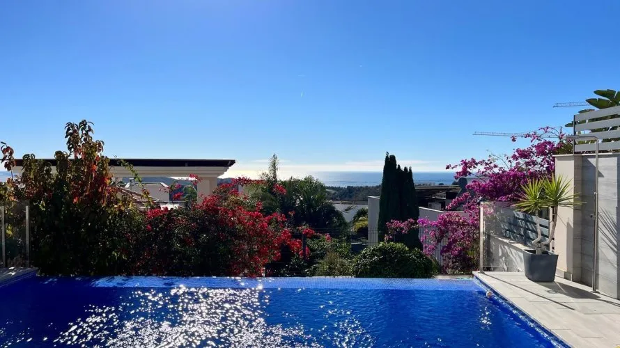 Villa de 3 chambres à Finestrat, Espagne No. 350 № 2