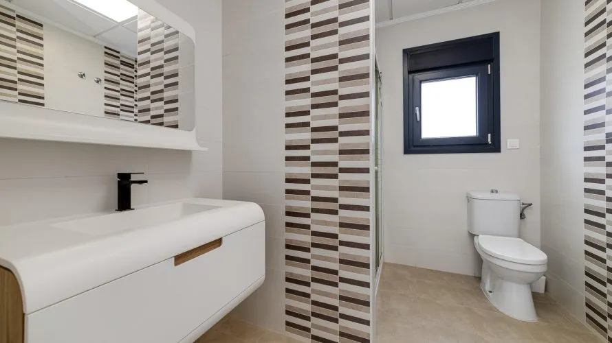 Villa de 210m² à Torrevieja, Espagne No. 509 № 24
