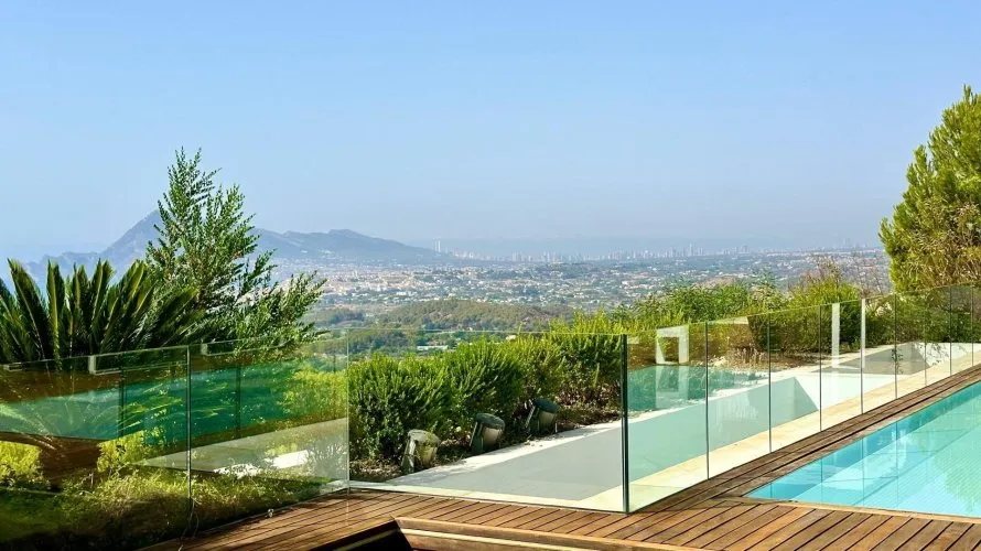 Villa de 4 chambres à Altea, Espagne No. 423 № 2