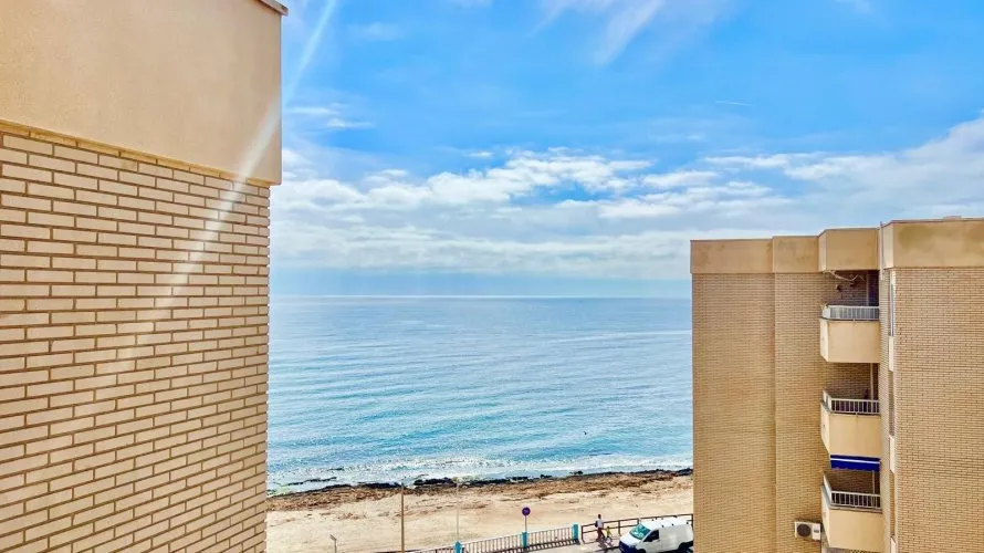 Penthouse de 2 chambres à Torrevieja, Espagne No. 695 № 11