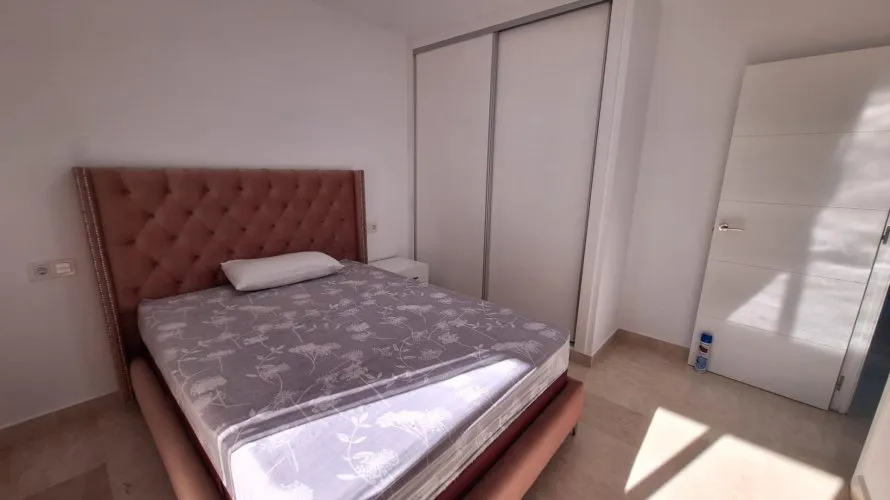 House de 3 chambres à Torrevieja, Espagne No. 646 № 19