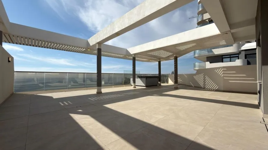 Penthouse de 3 chambres à Benidorm, Espagne No. 710 № 28