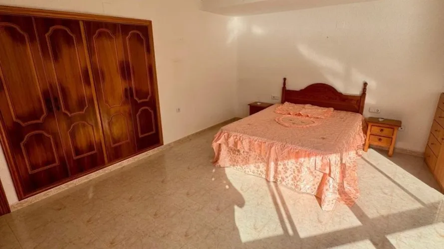 Apartment de 4 chambres à Torrevieja, Espagne No. 662 № 20