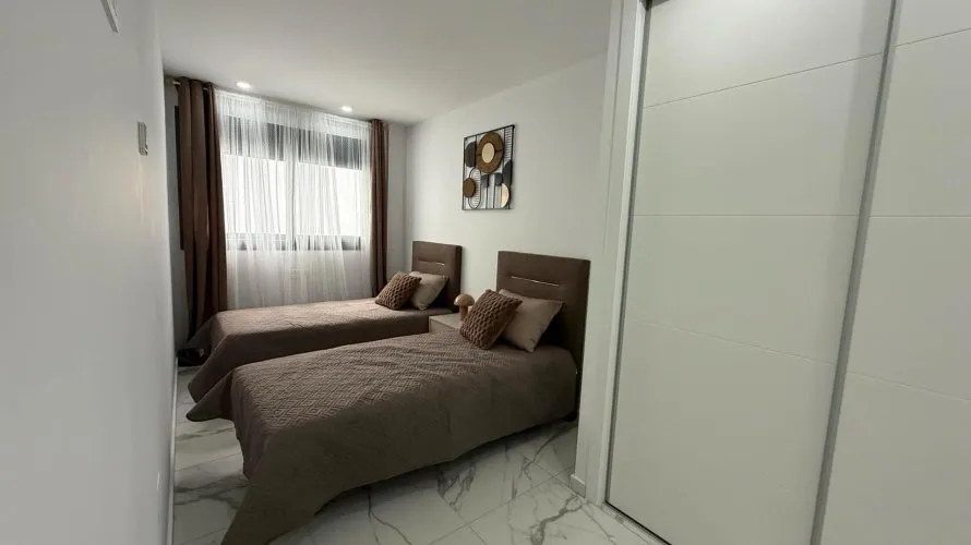 Apartment de 2 chambres à Torrevieja, Espagne No. 185 № 11