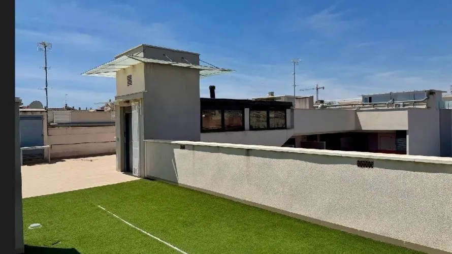 Apartment de 2 chambres à Torrevieja, Espagne No. 522 № 1