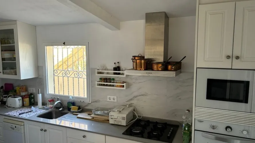 Villa de 4 chambres à Torrevieja, Espagne No. 516 № 15