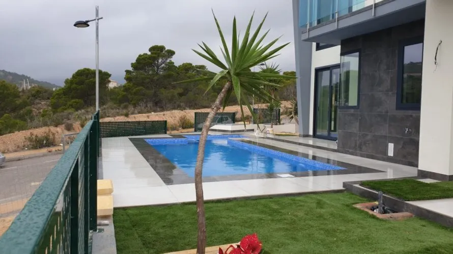 Villa de 3 chambres à Finestrat, Espagne No. 219 № 10