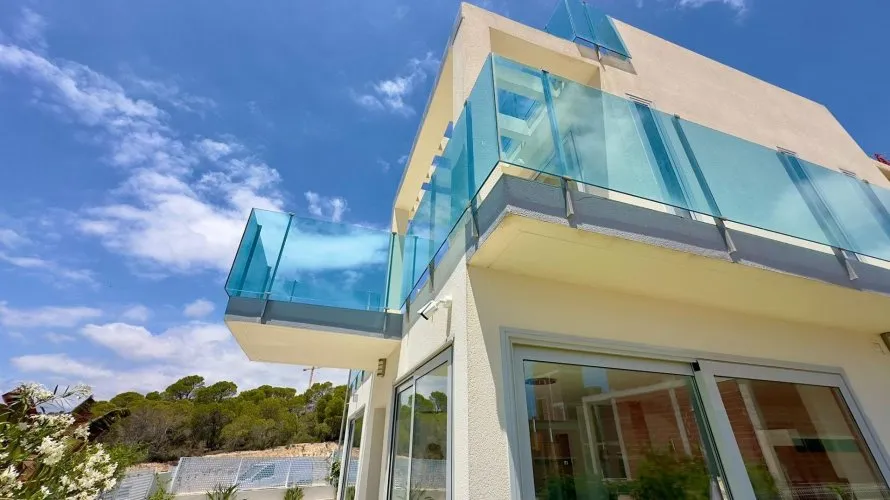 Villa de 3 chambres à Finestrat, Espagne No. 406 № 4