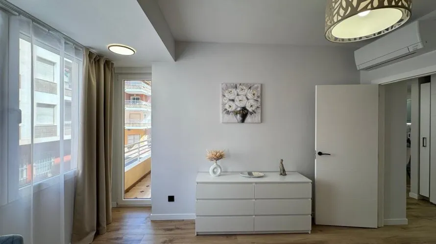 Apartment de 3 chambres à Torrevieja, Espagne No. 119 № 15