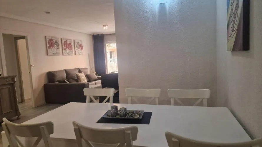 Apartment de 3 chambres à Torrevieja, Espagne No. 216 № 4