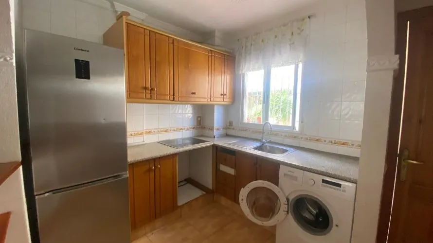 House de 3 chambres à Torrevieja, Espagne No. 777 № 23