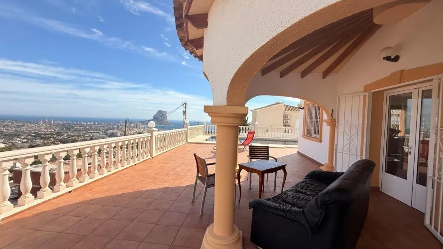 Villa de 384m² à Calpe, Espagne No. 124 № 24