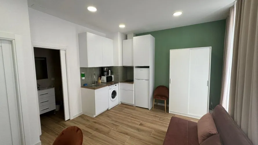 Commercial property de 9 chambres à Alicante, Espagne No. 409 № 3