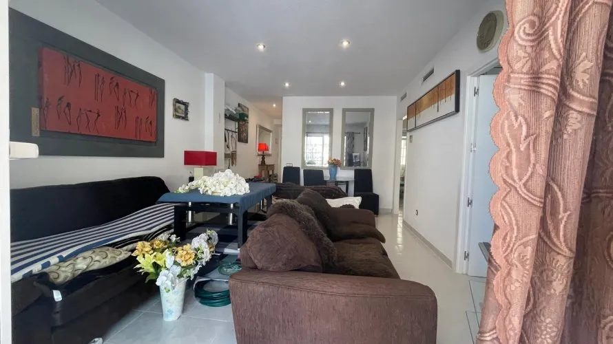 Apartment de 78m² à Guardamar del Segura, Espagne No. 765 № 1