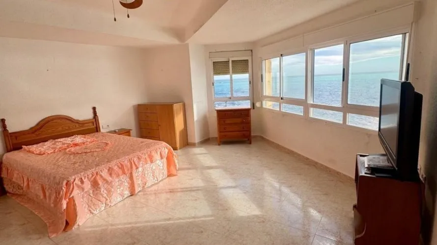 Apartment de 4 chambres à Torrevieja, Espagne No. 662 № 17