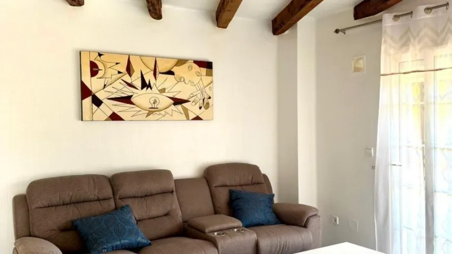 Apartment de 2 chambres à Torrevieja, Espagne No. 671 № 2
