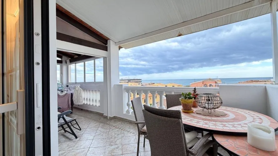 Penthouse de 3 chambres à Torrevieja, Espagne No. 213 № 23